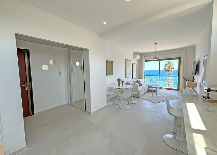 아파트 Seaview Loft Promenade *